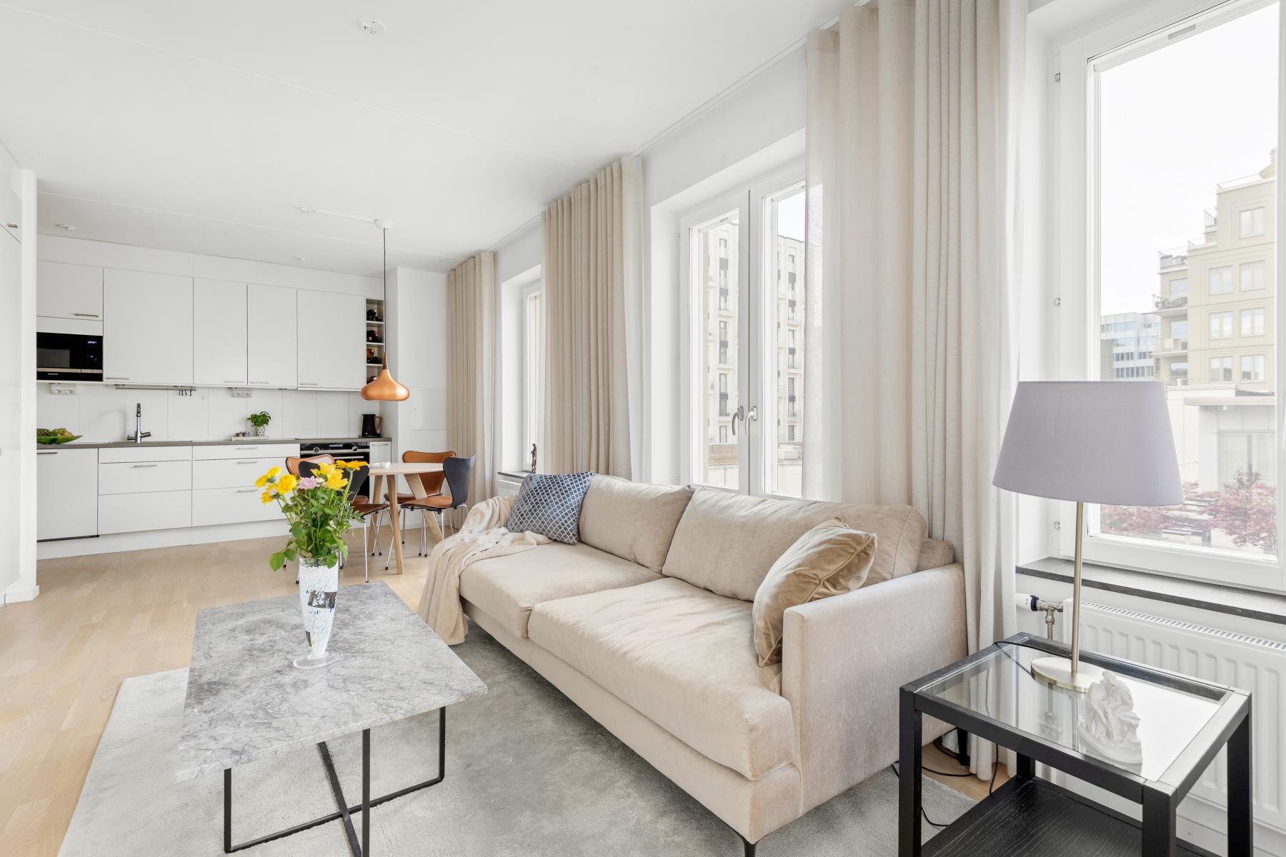 Nina-einhorns-gata-1